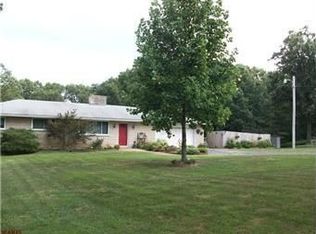 8316 Old Lemay Ferry Rd, Hillsboro, MO 63050