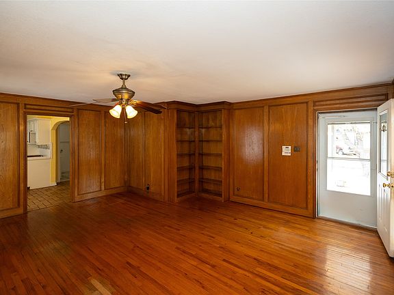 4th image of 6735 Woodard Ave