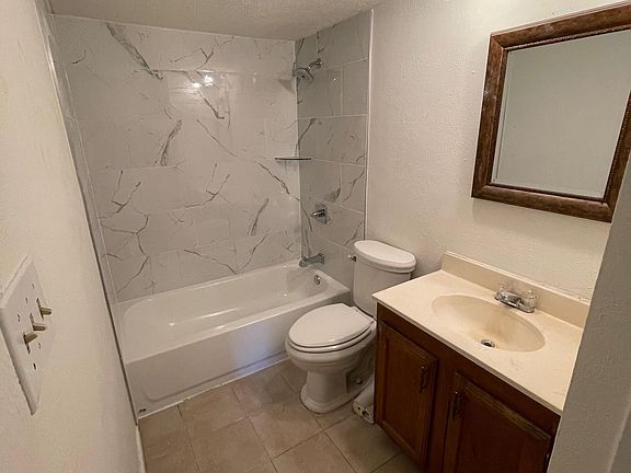 5th image of 417 Forestwood Dr