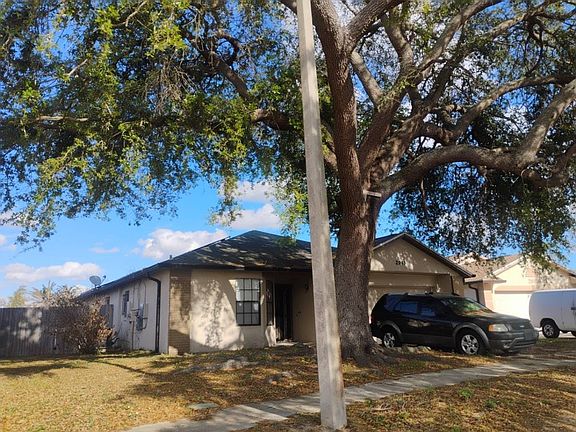 3rd image of 2943 Woolridge Dr