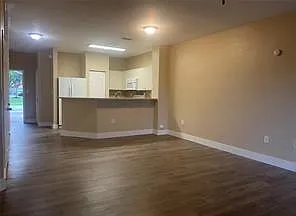 3 bed, 2.5 bath, $2,800 — Photo 3