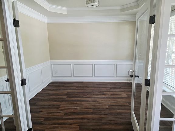 Flex Room- Formal Dining/Office/Library/Playroom