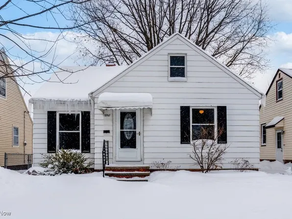 5767 W 46th St, Parma, OH 44134