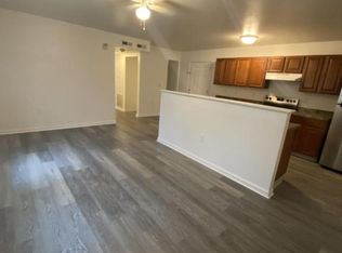 2501 24th St APT 116, Des Moines, IA 50310