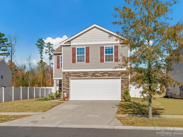 808 Xander Dr, Charlotte, NC 28214