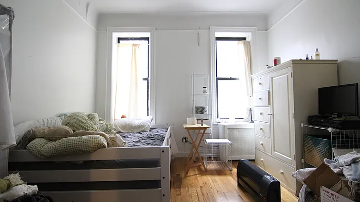 Rented by Nooklyn NYC LLC | media 3