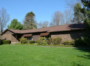 7 Quaker Cir, Warren, PA 16365