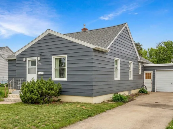 723 11th St S, Benson, MN 56215