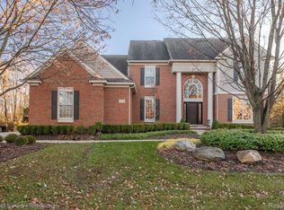 22569 Summer Ln, Novi, MI 48374