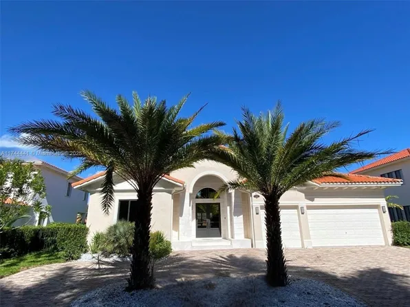 7925 SW 193rd St, Cutler Bay, FL 33157