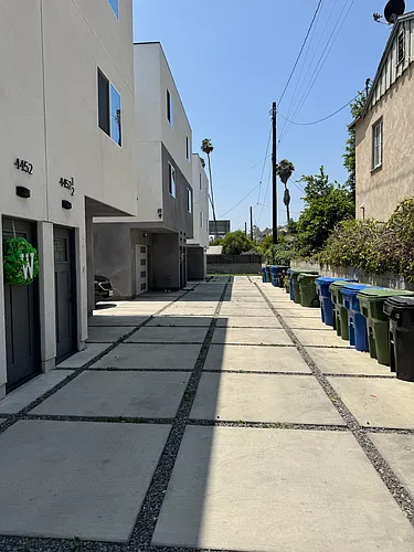4454 1/2 Turquoise St #4454-1/2 Photo 1