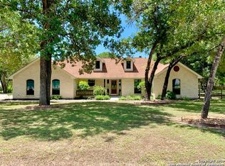 132 Legacy Trail Dr, La Vernia, TX 78121