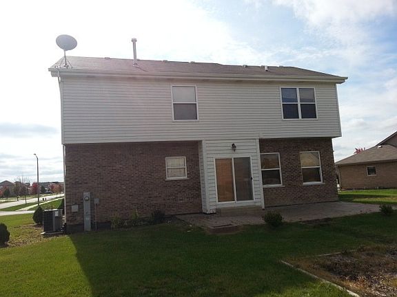 3rd image of 653 Turtledove Ln
