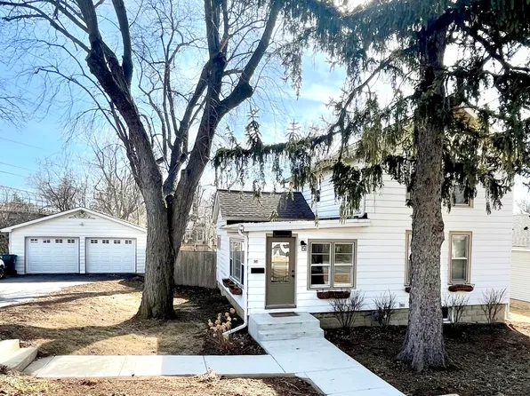 634 E 5th Ave, Naperville, IL 60563