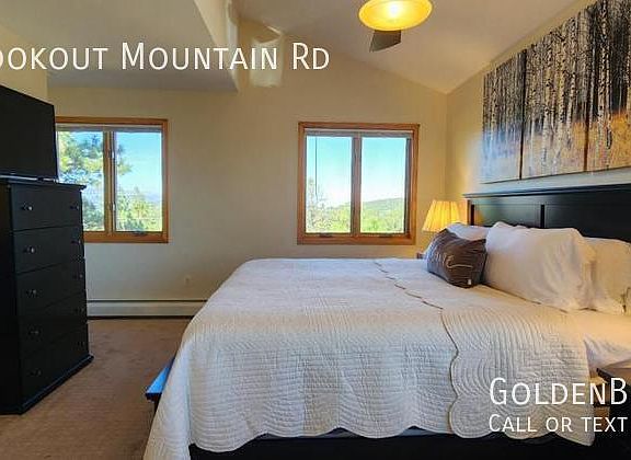 4th image of 136 S Lookout Mountain Rd