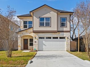 2211 Silverbonnet St, Houston, TX 77055