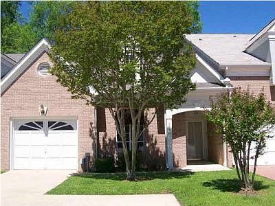 1st image of 6713 Willow Trace Dr
