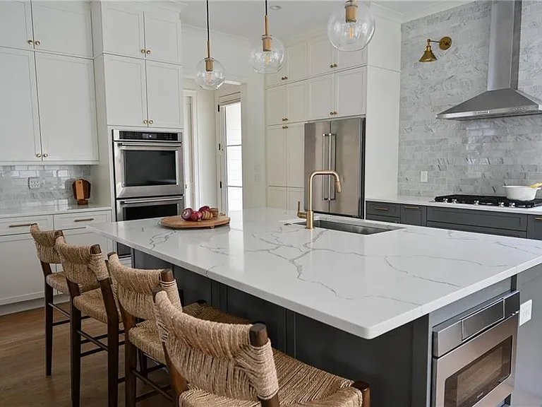 801 Adair Ave NE — Photo 16