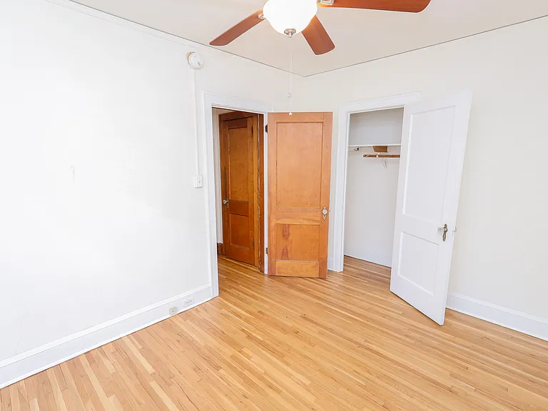 Grand Apartments | 3749 — Photo 8