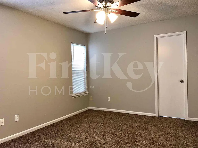 12365 Mastin Cove Rd — Photo 8