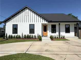 1421 David Dr, Metairie, LA 70003