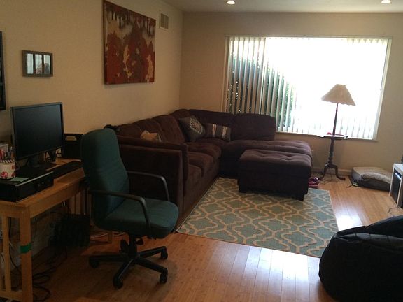 2nd image of 319 Forest Park Ct