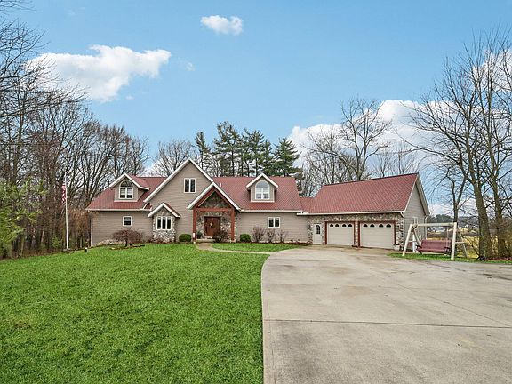 4th image of 123 Misty Meadows Dr