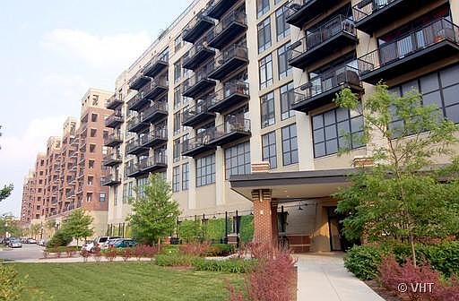 1st image of 1525 S Sangamon St Unit 608
