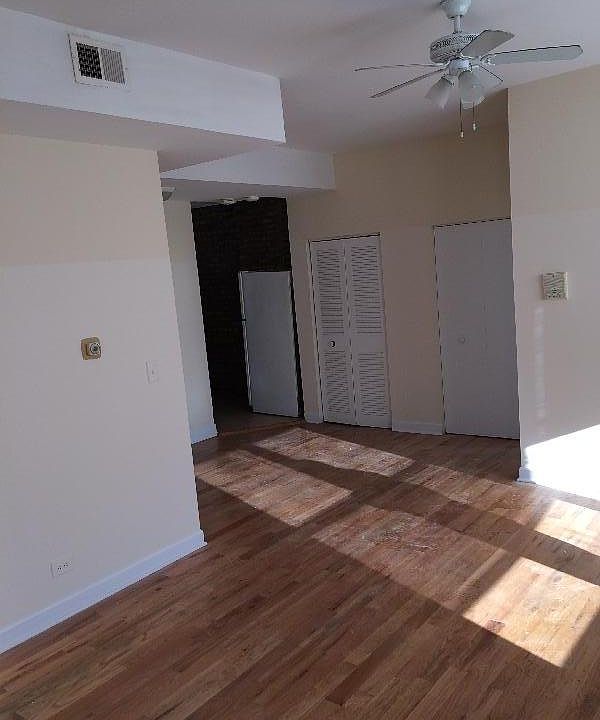 1st image of 1101 N Western Ave #2