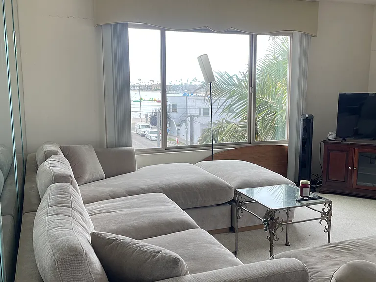 101 Claremont Ave #10 — Photo 8