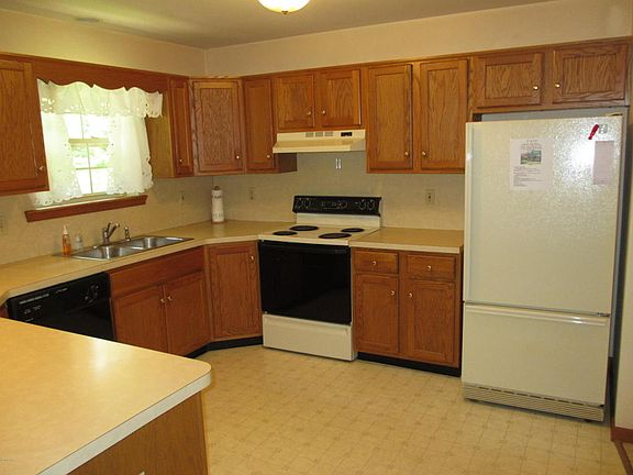 LOTS OF CABINETS