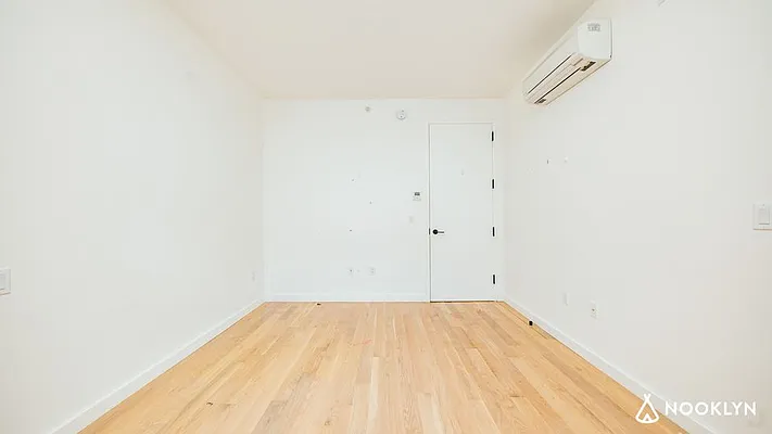 Rented by Nooklyn NYC LLC | media 42