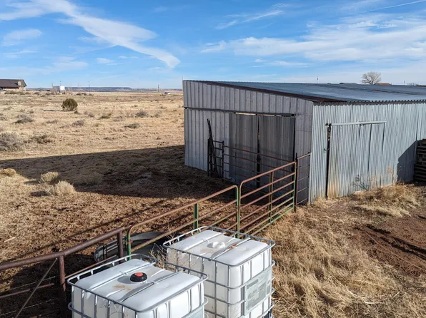 On 32nd W, Saint Johns, AZ 85936