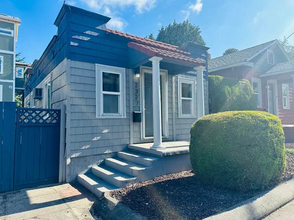 2323-2337 SE Hawthorne Blvd, Portland, OR 97214
