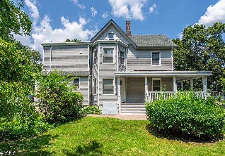 46 Hillside Ave — Photo 2