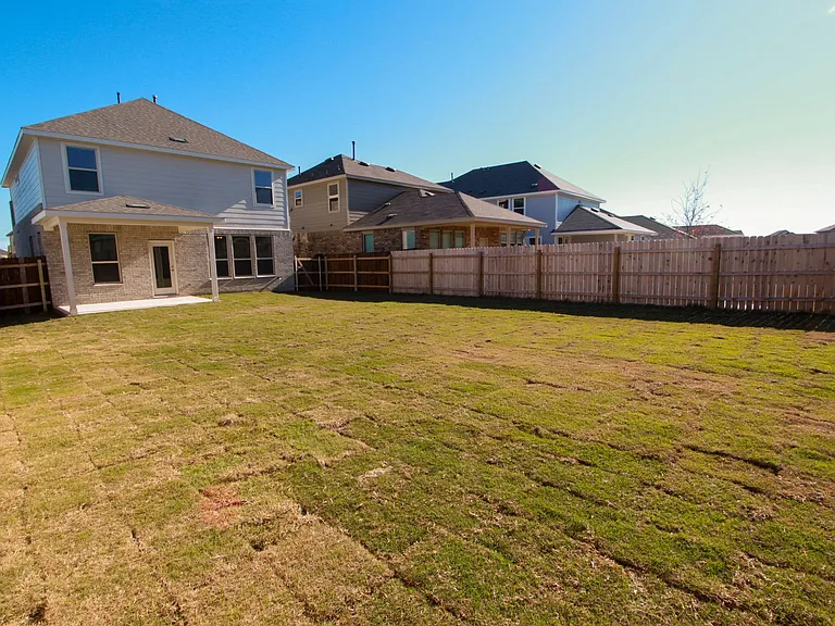 17004 Alturas Ave — Photo 32