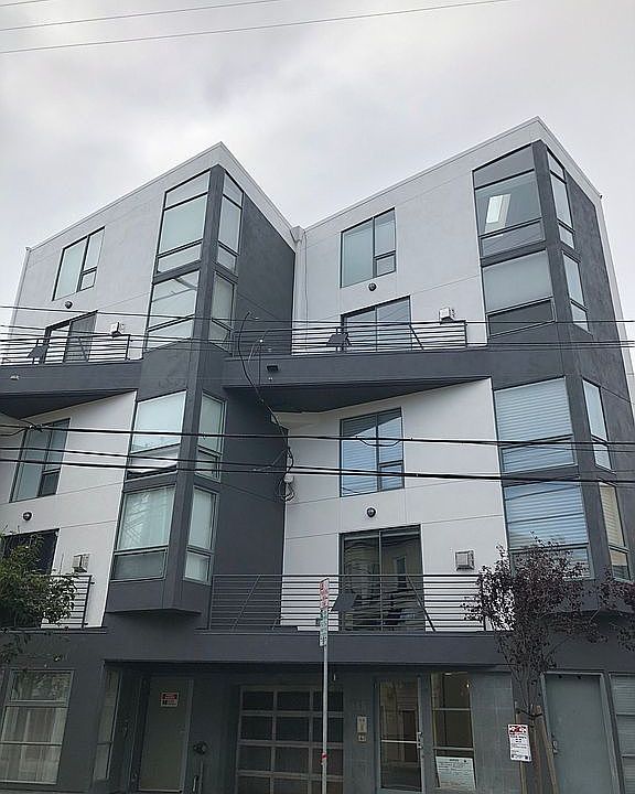 1st image of 260 Clara St APT 3
