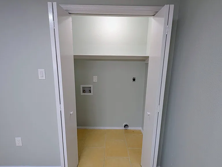 1003 Market St #4 — Photo 5