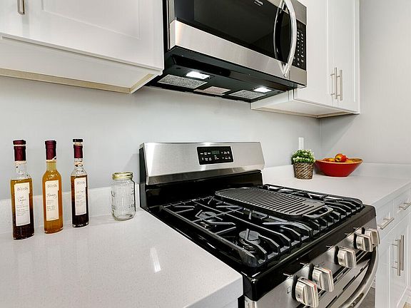 5th image of 1510 N Allen Ave