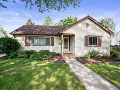 930 Terrace DRIVE, West Bend, WI, 53095