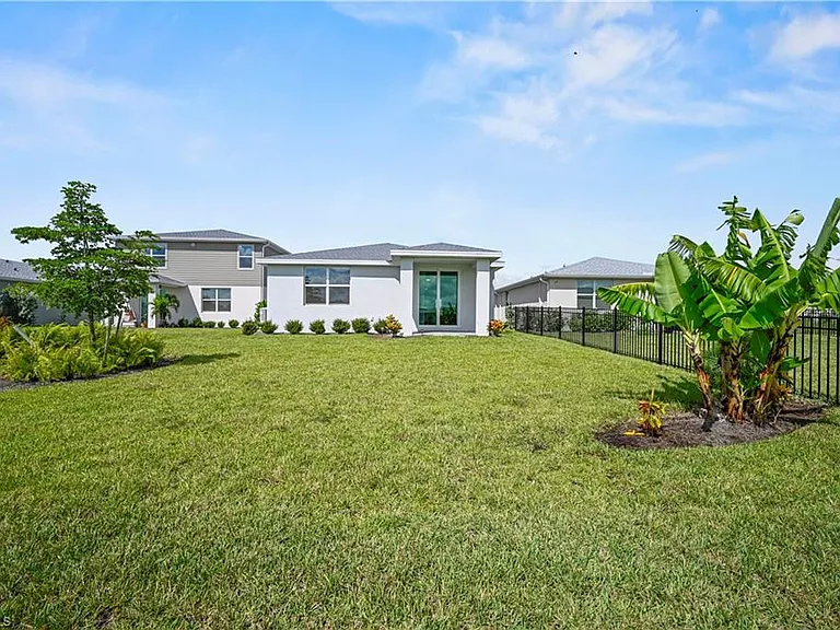 43744 Cattleman Dr — Photo 26