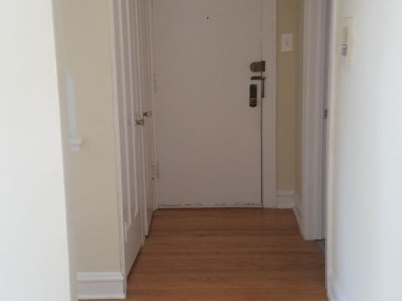 4th image of 5317 N Hoyne Ave APT 3