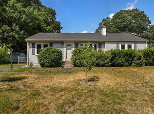 29 Berkshire Ave, Sharon, MA 02067