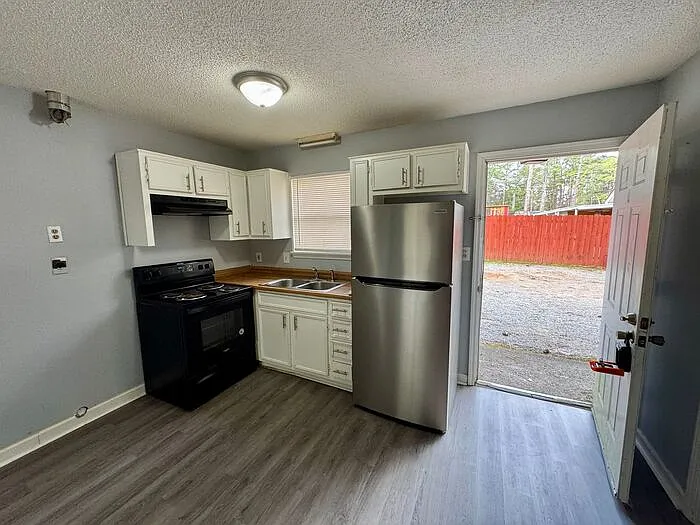 3702 Penny St SW #C — Photo 3