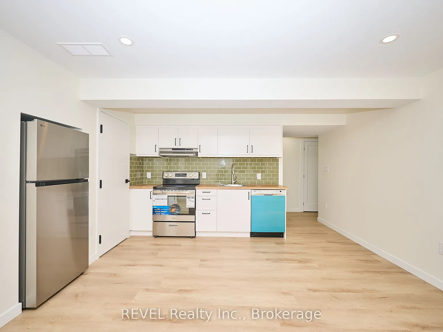 1 bed, $1,575 — Photo 4