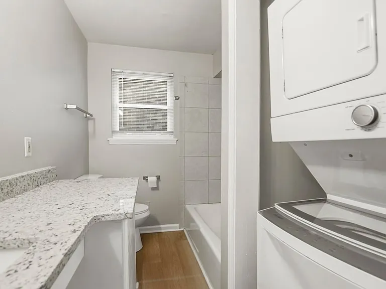 2107 Rondo St #107 — Photo 6