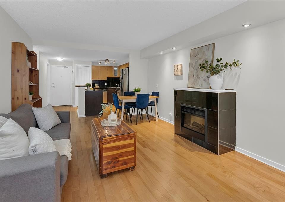 1st image of 728 W 3rd Ave NW #204