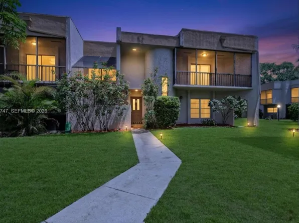 2700 S University Dr APT 3C, Davie, FL 33328