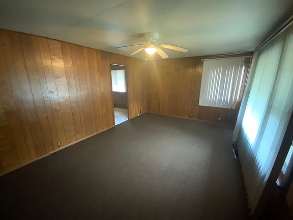 3rd image of 232 Tennessee Ave
