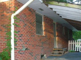 617 7th Ave, Coralville, IA 52241